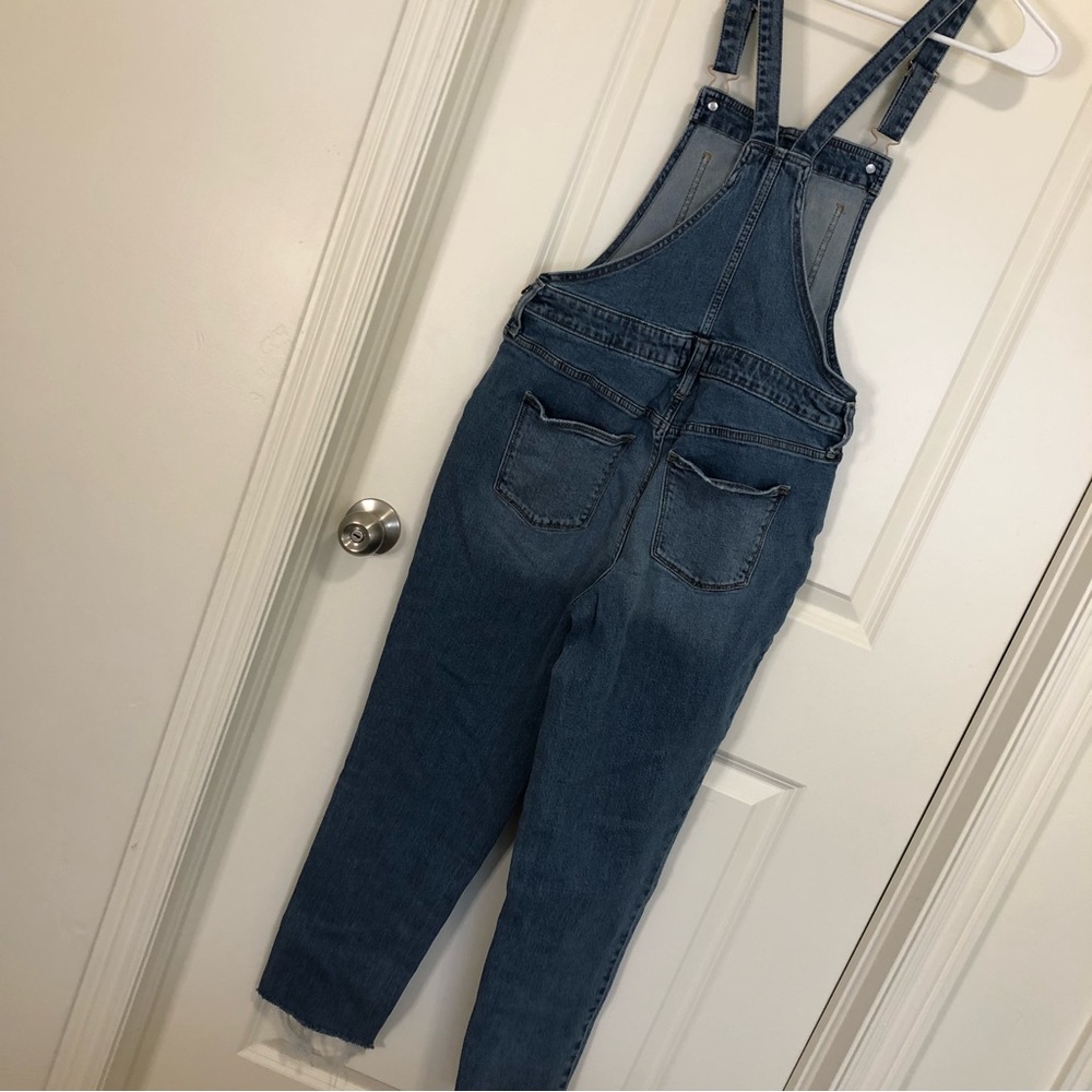 Universal Thread Overalls - Picture 3 of 9